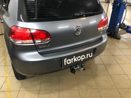 Фаркоп Galia для Volkswagen Golf 2008-2013 A038C в Ульяновск