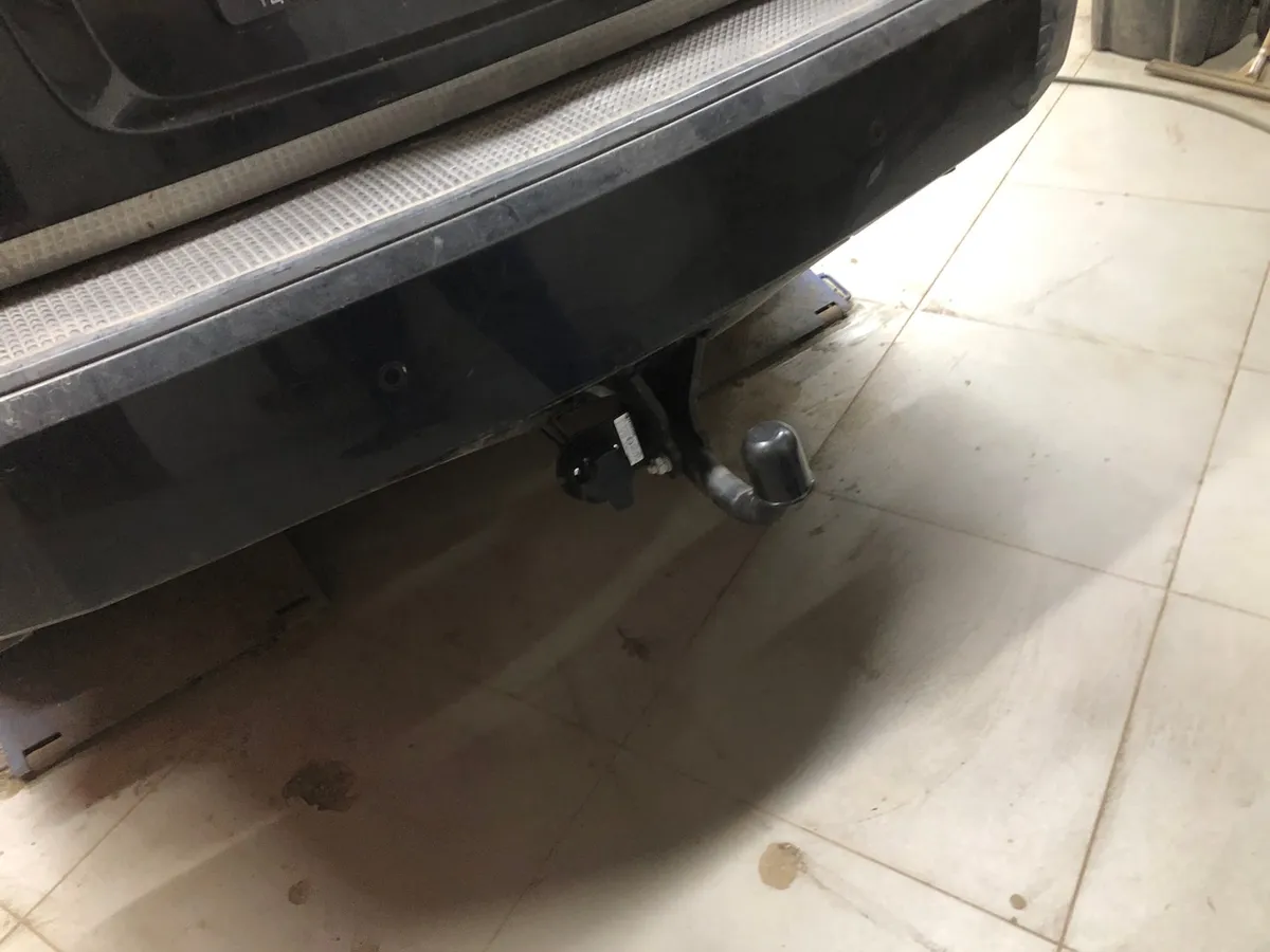 Фаркоп Steinhof для Jeep Cherokee 2008-2013 J-054 в Ульяновск