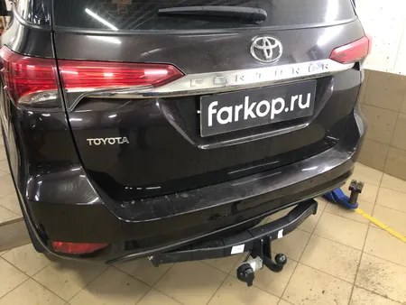 Фаркоп Трейлер для Toyota Fortuner 2017- Арт. 7870 7870 в Ульяновск Фаркоп Трейлер для Toyota Fortuner 2017- Арт. 7870 7870 в Ульяновск