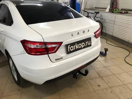 Фаркоп Berg для Lada Vesta (вкл. Cross) 2015-2022 Арт. F.6012.003 F.6012.003 в Ульяновск