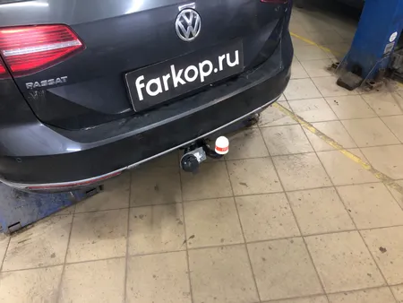 Фаркоп Трейлер для Volksvagen Passat 2014-2023 9712 в Ульяновск